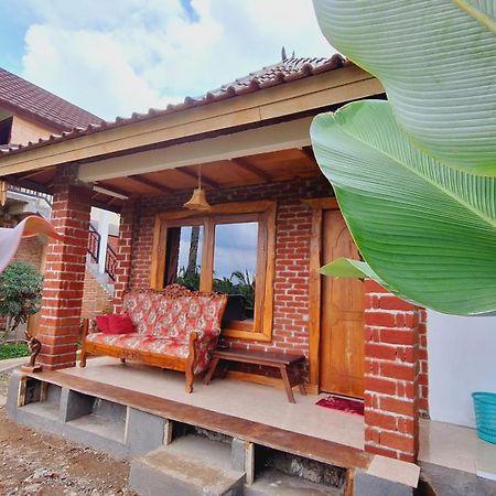 Bunga Maliq Bungalow Lombok 테테바투 외부 사진
