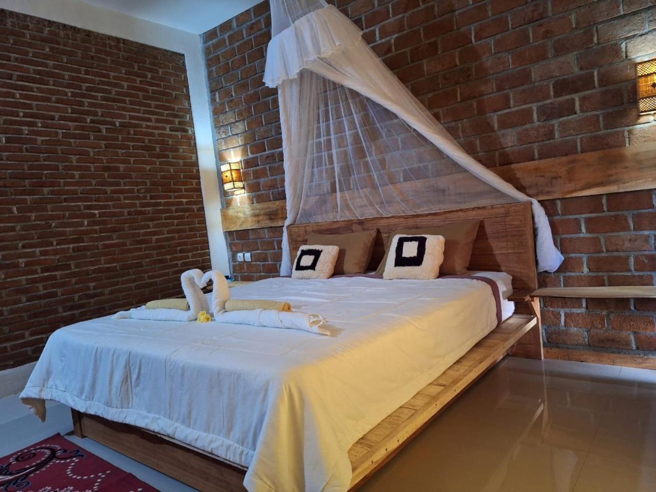 Bunga Maliq Bungalow Lombok 테테바투 외부 사진