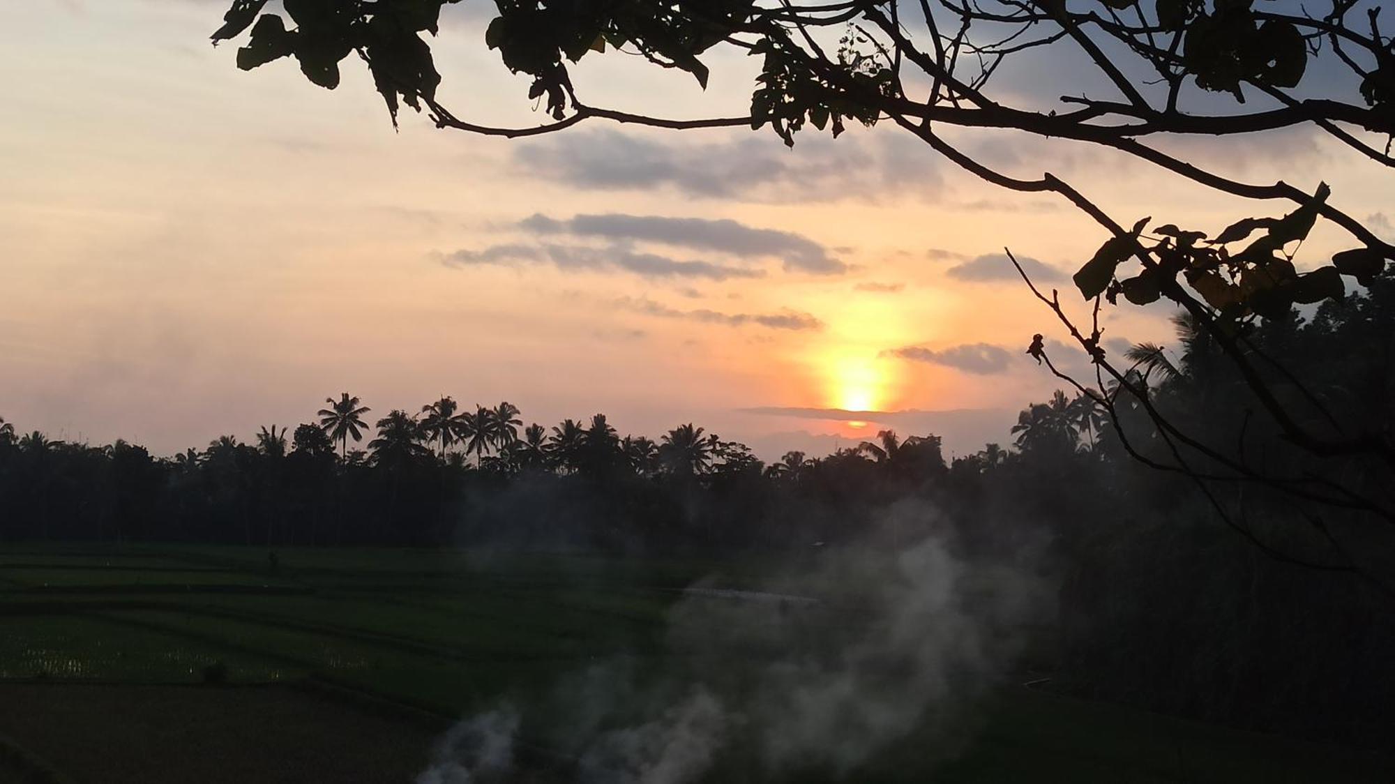 Bunga Maliq Bungalow Lombok 테테바투 외부 사진