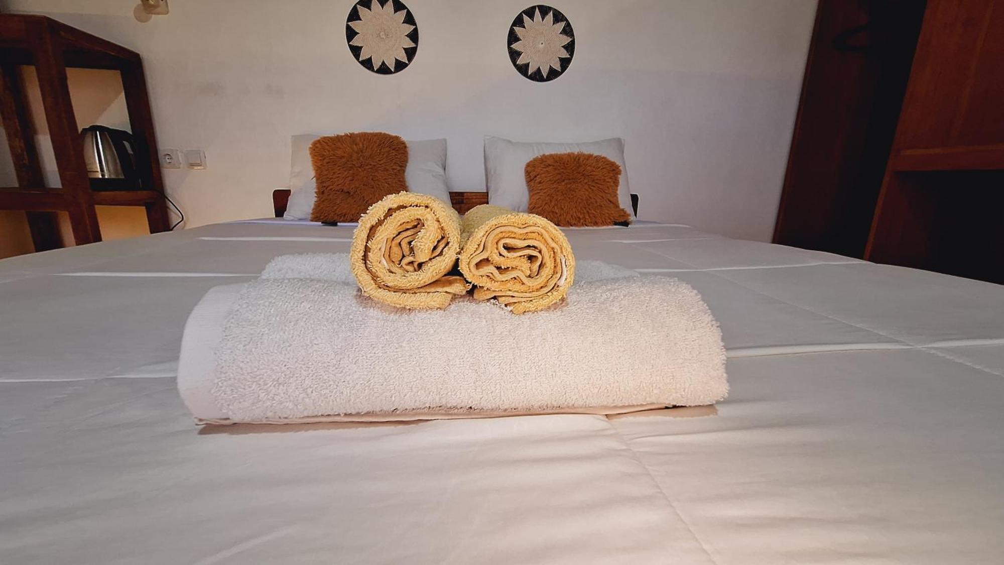 Bunga Maliq Bungalow Lombok 테테바투 객실 사진