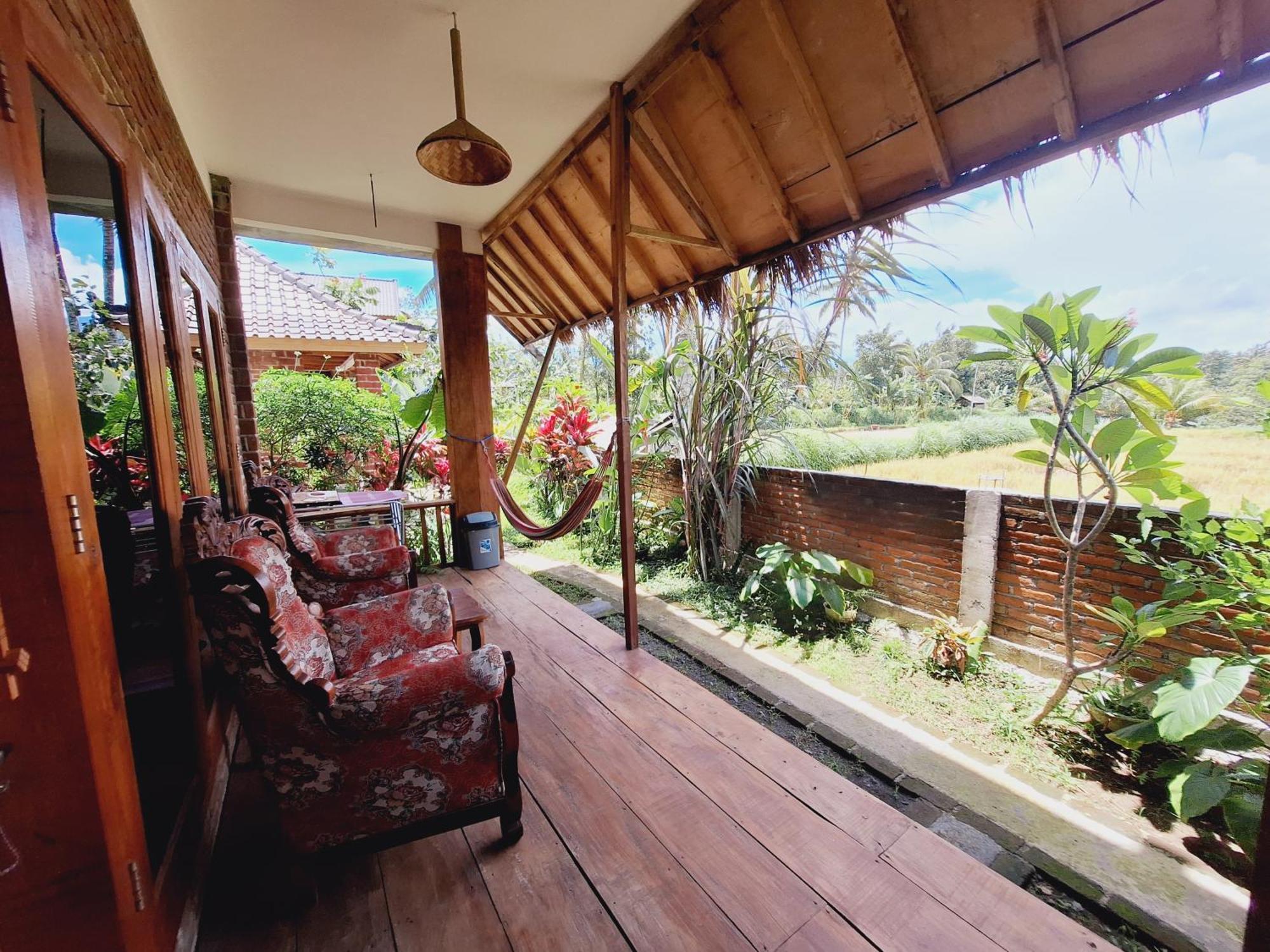 Bunga Maliq Bungalow Lombok 테테바투 외부 사진